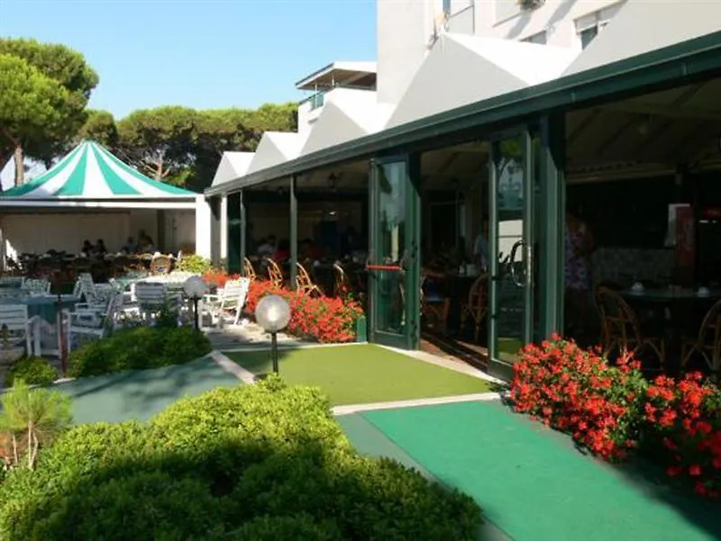 Queen Anne Hotel Lido di Jesolo